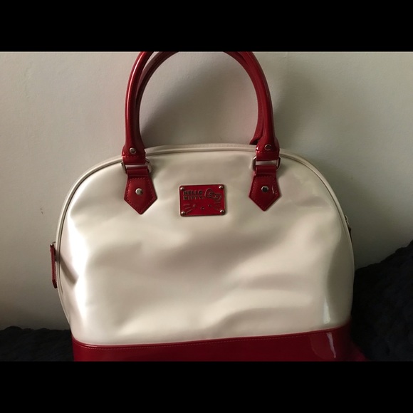Hello Kitty Handbag - Picture 2 of 2